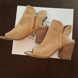 Steve Madden Maxine 7